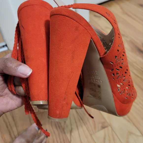 Sandals - Picture 4 of 6